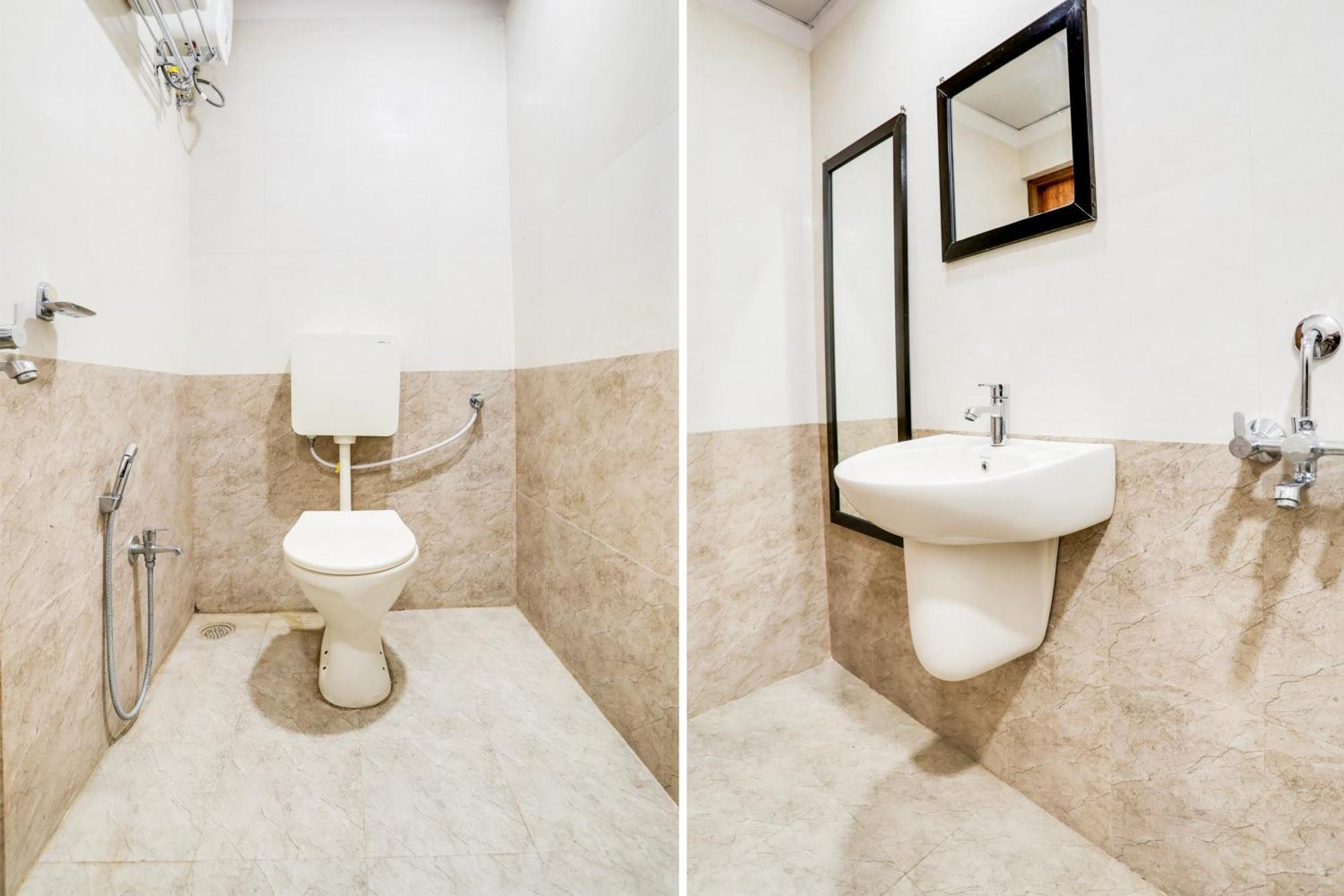Super Hotel O Pardi Near Kalamna Market Hotel 4*