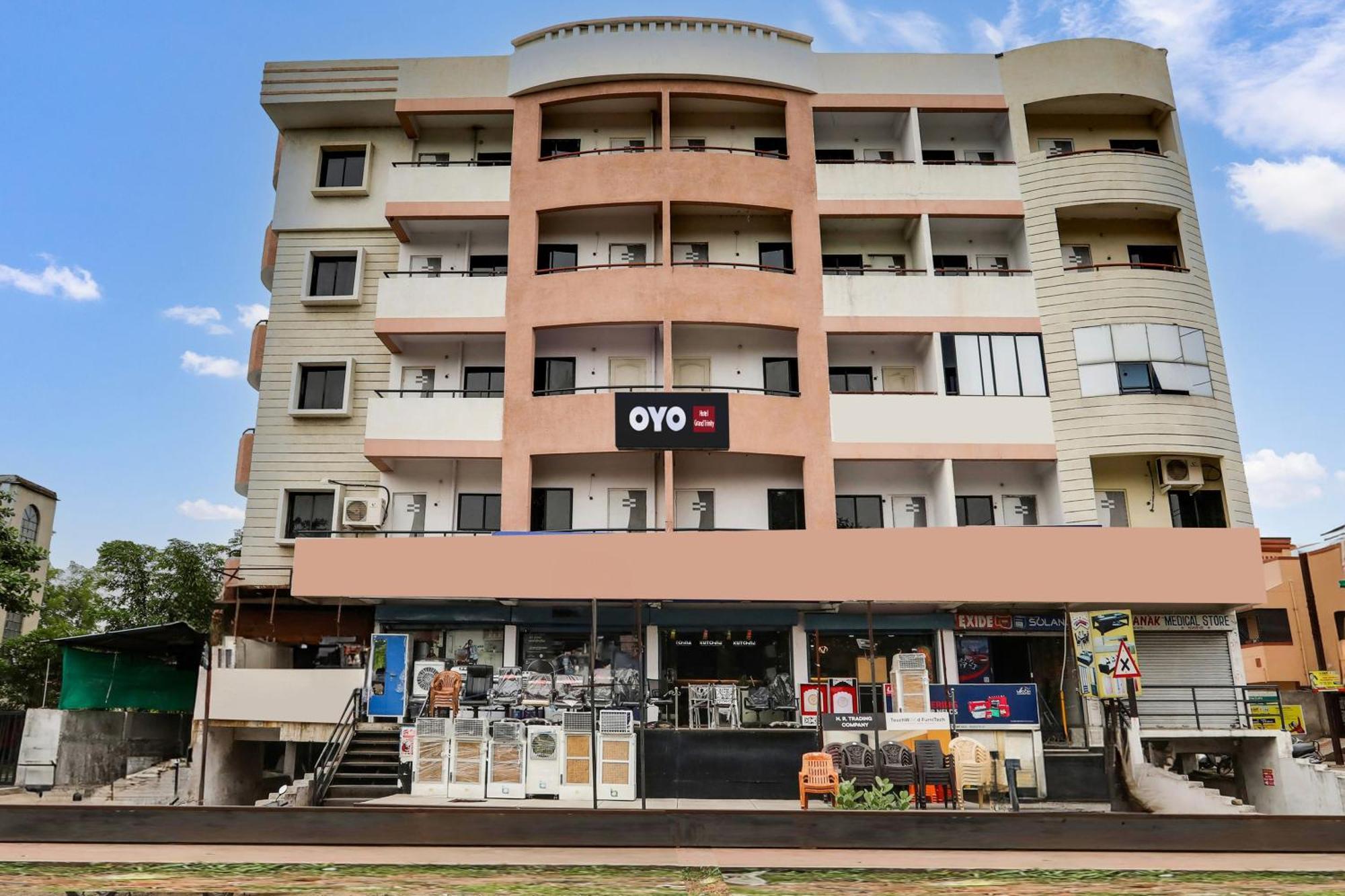 O Grand Trinity Hotel