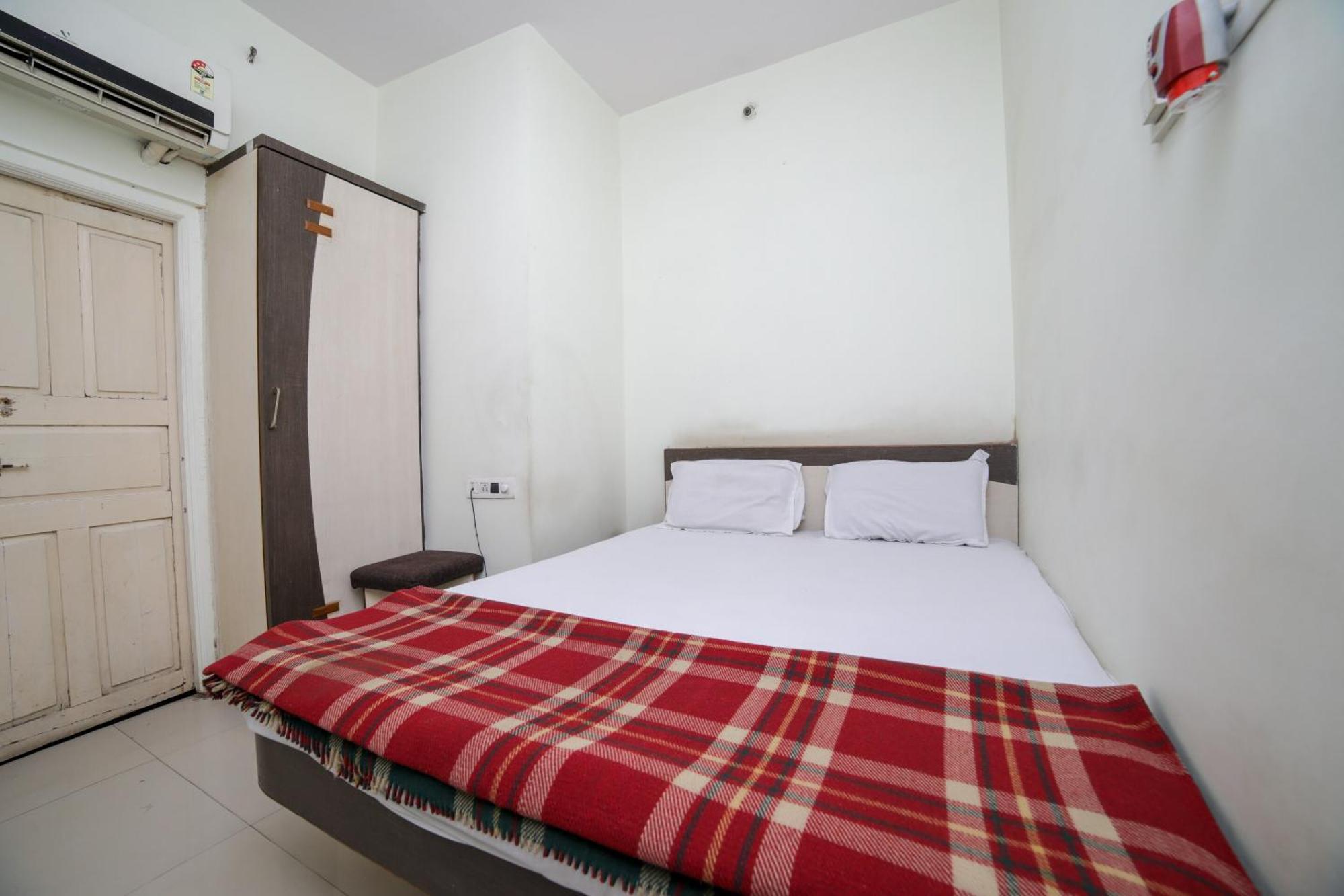 Spot On Shraddha Hotel Nagpur