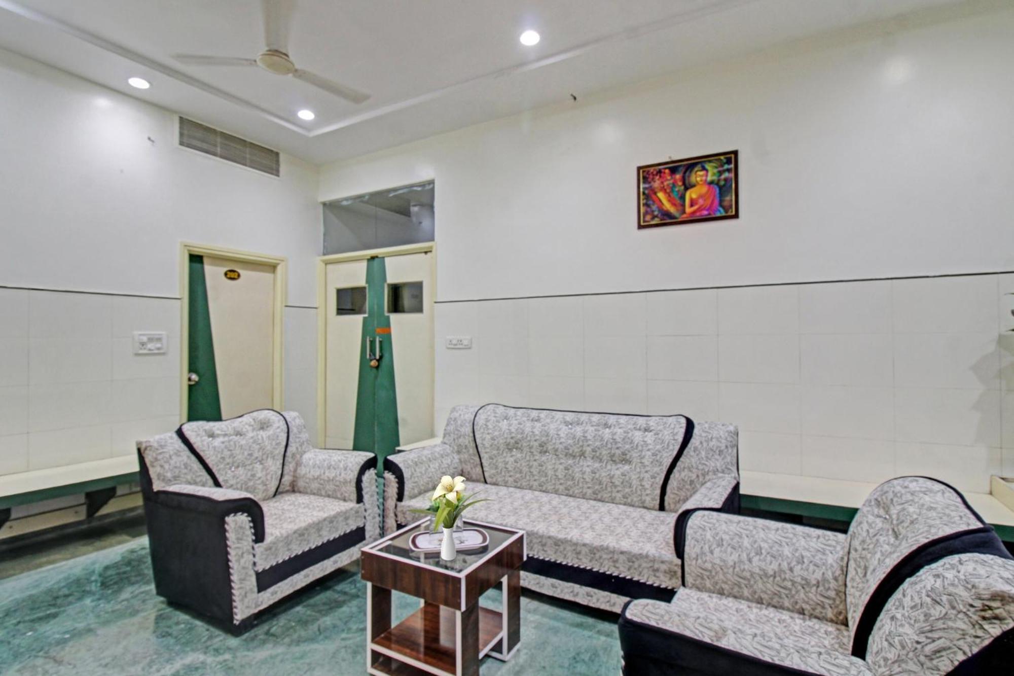 Hotel Super O Sunshine 4*