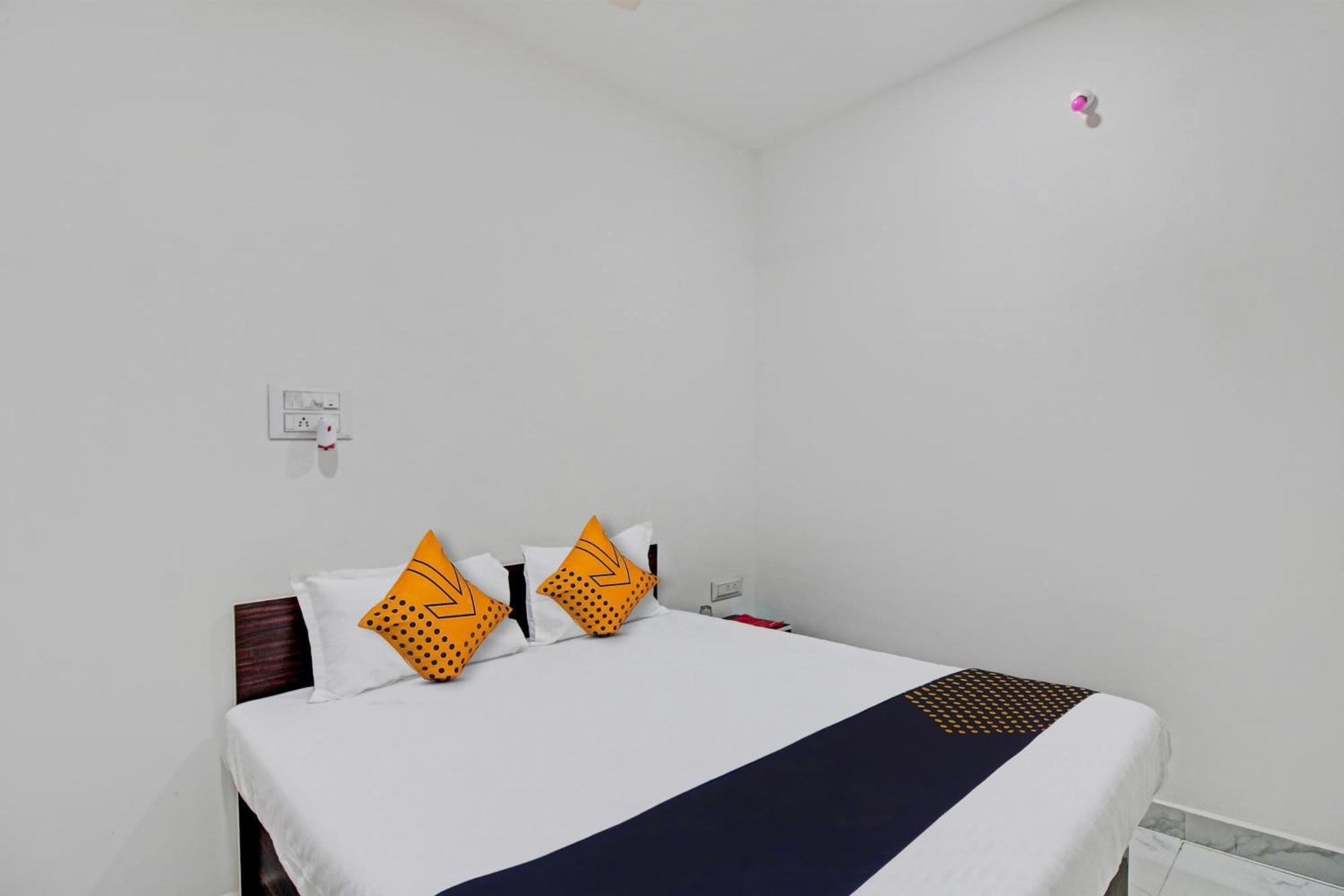 Spot On Tulsi Hotel