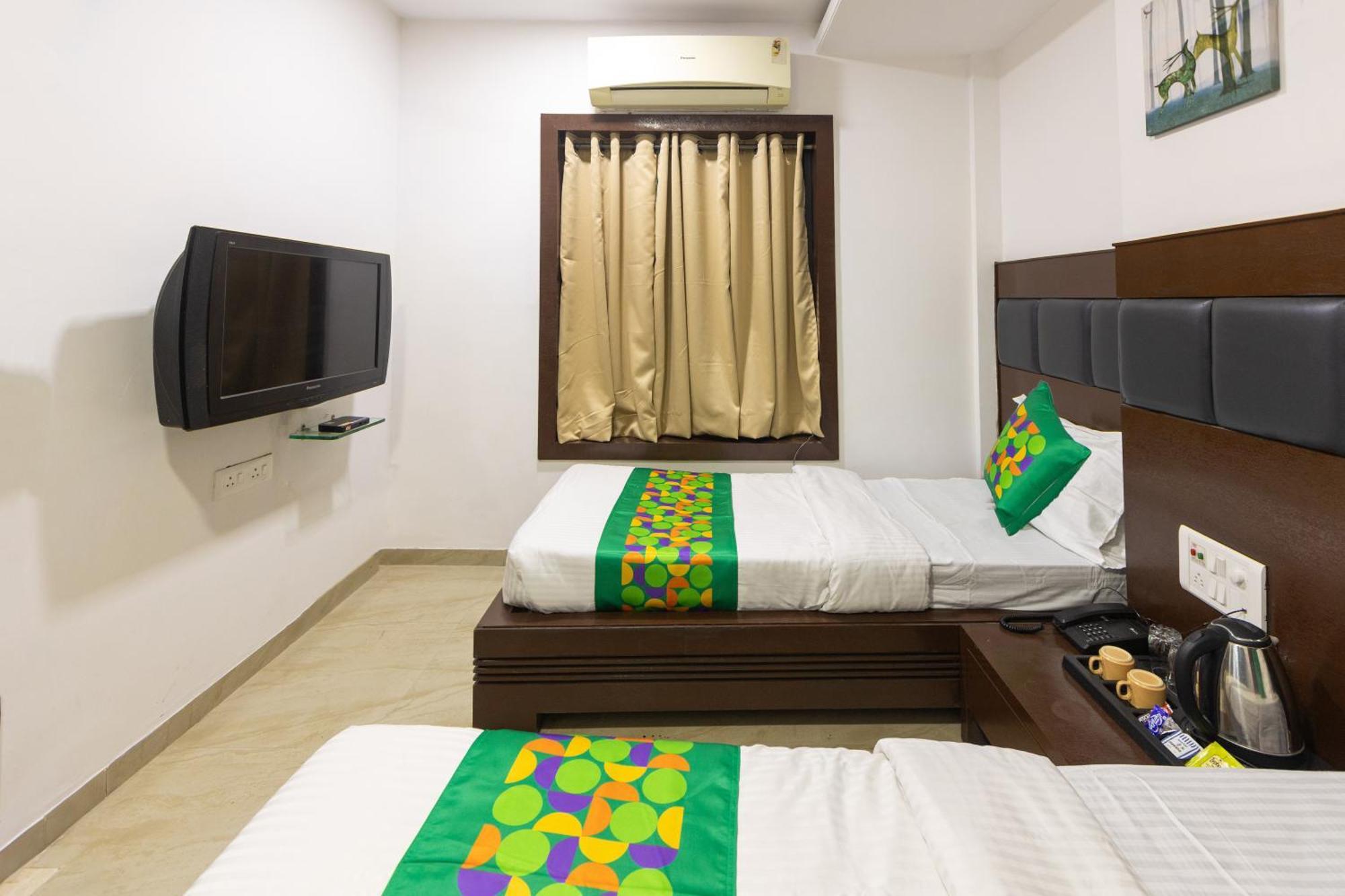 Hotel Treebo Shembekars