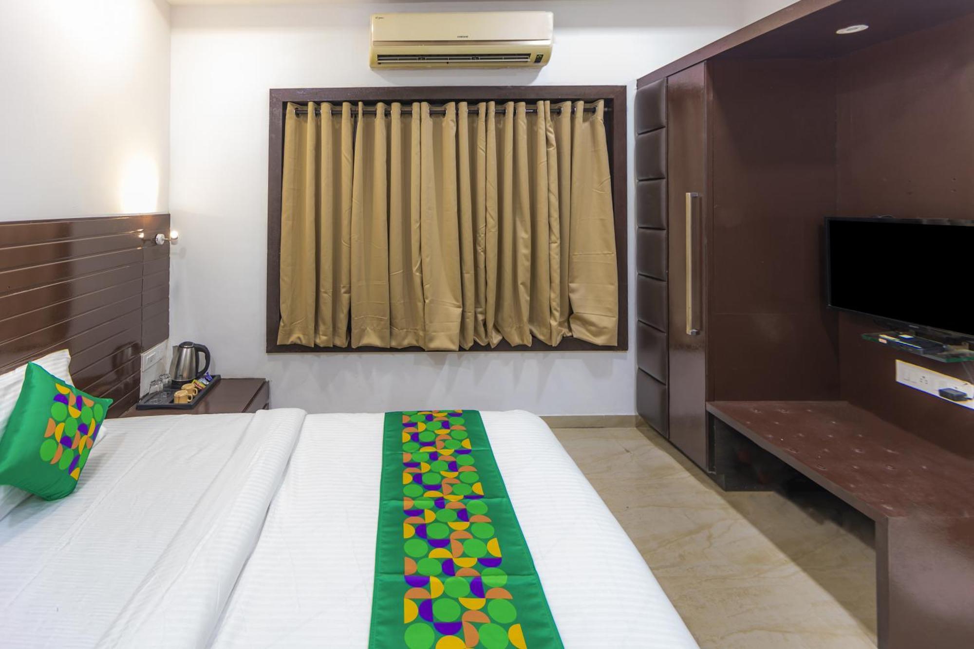 Hotel Treebo Shembekars