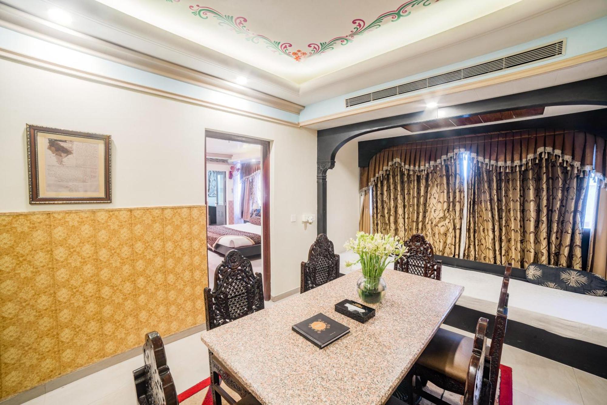 The Ashok Hotel 3*