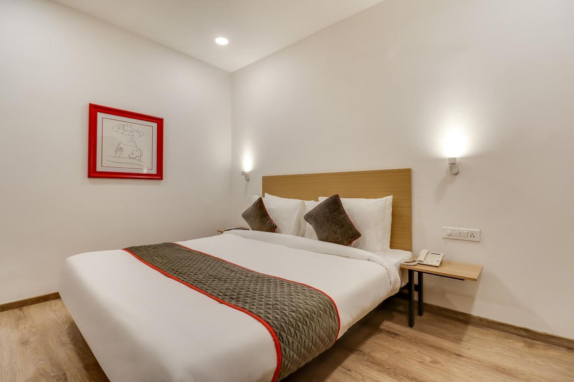 Townhouse Woodland Hotel