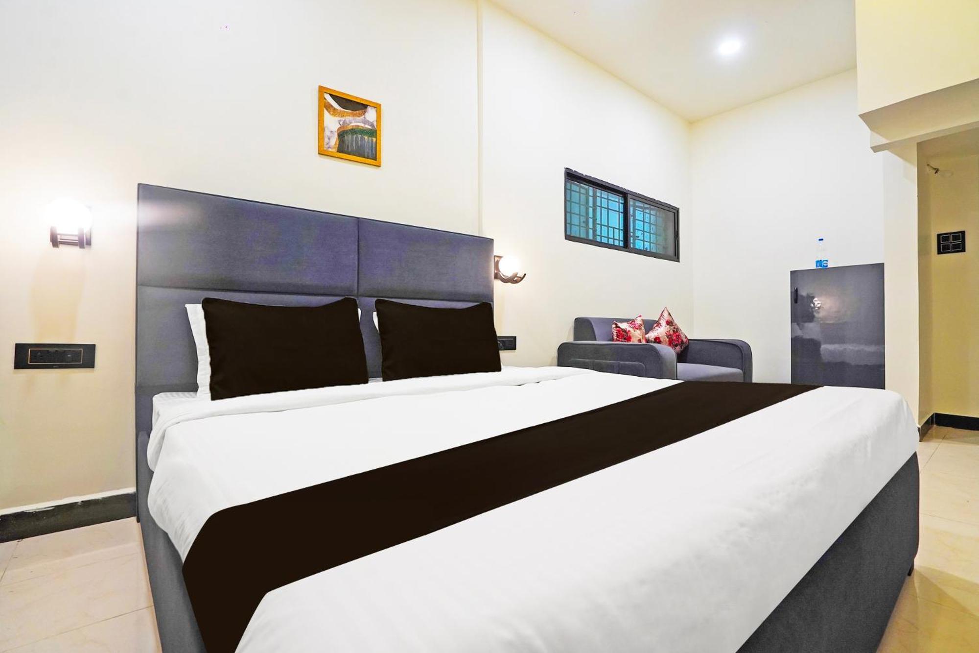 Hotel O The Parasher Palm 4*