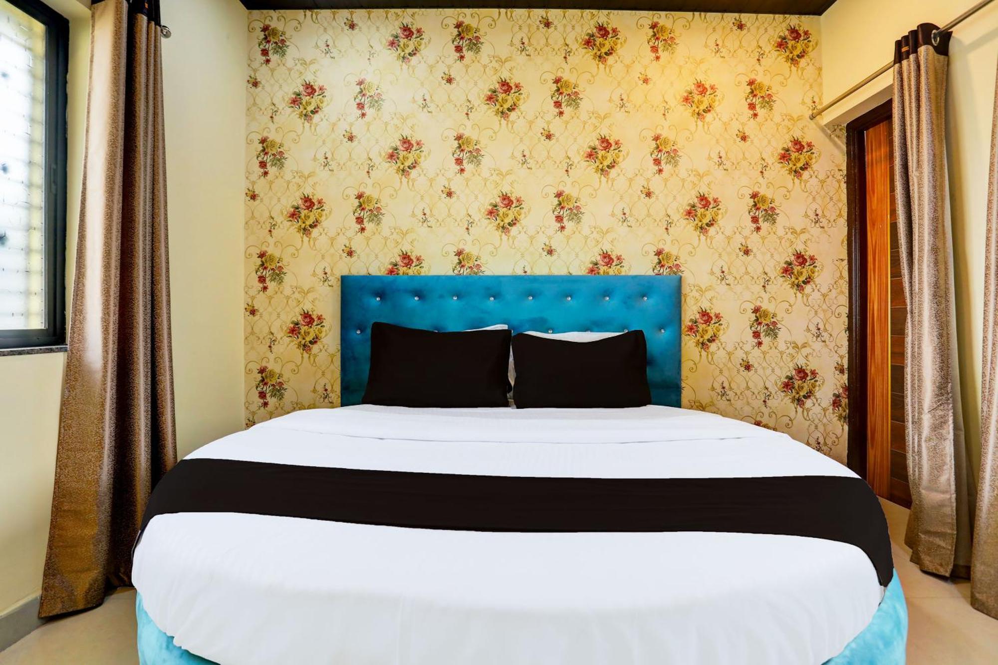Hotel O Standard