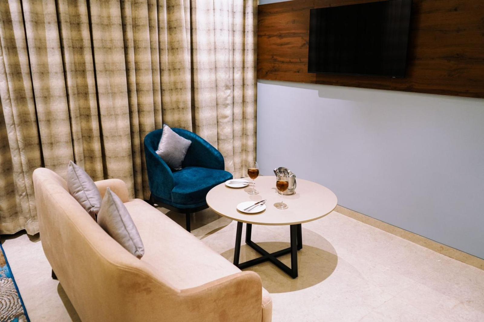 Enrise By Sayaji Hotel 4*