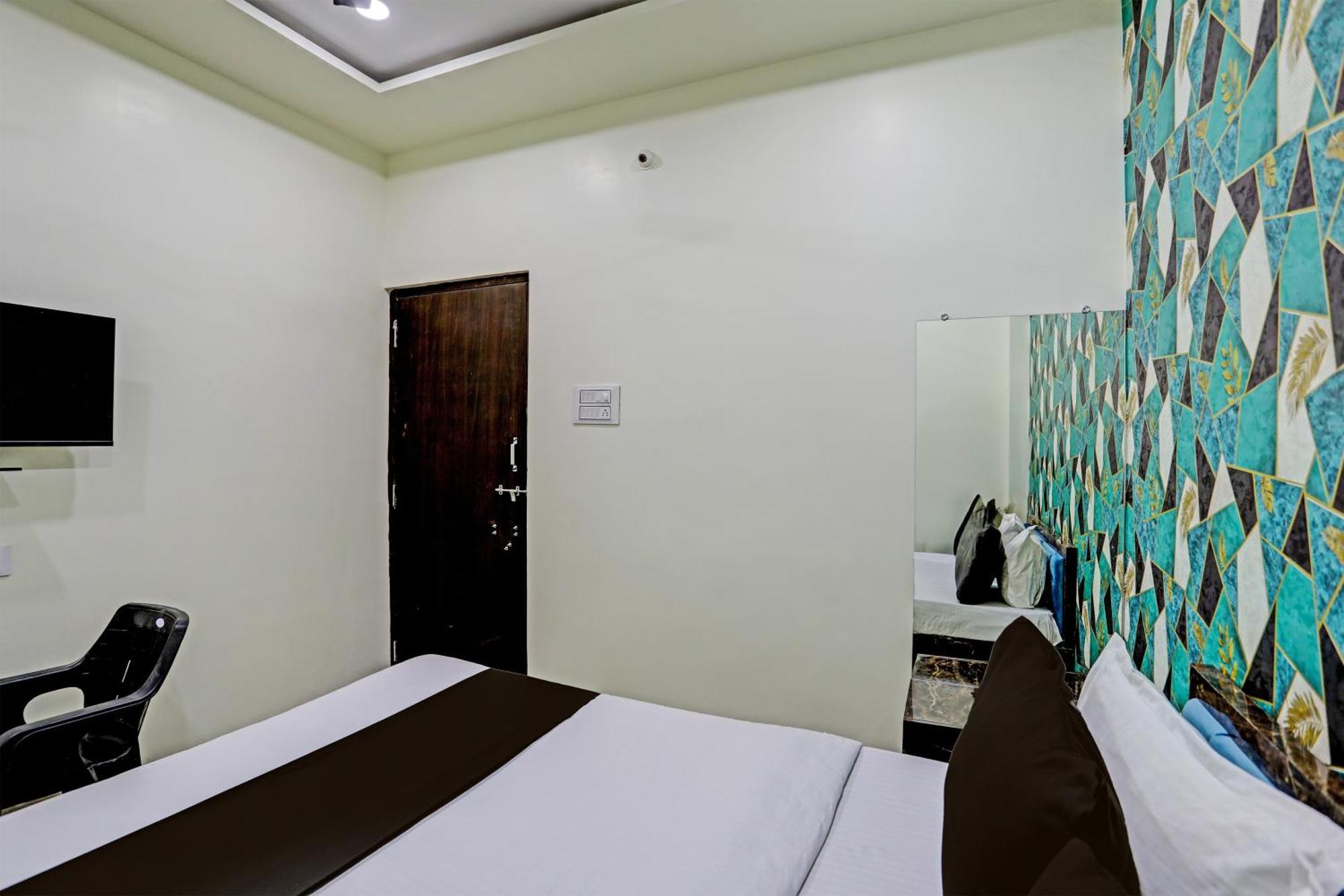O P S Hotel