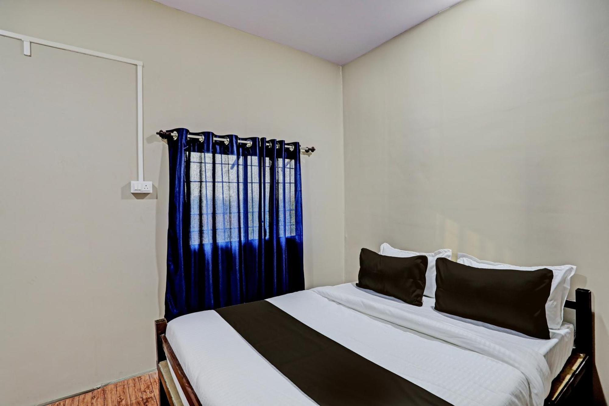 O Opd House 4*
