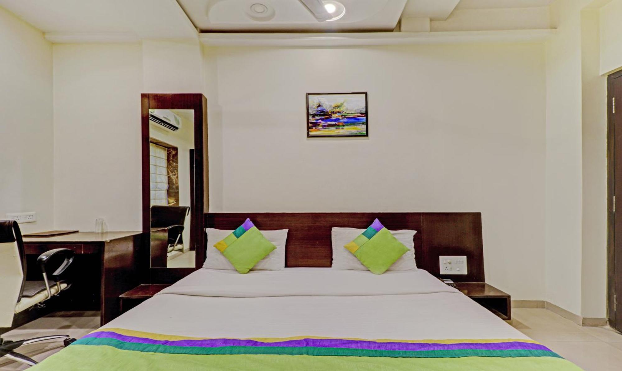 Loharkar Hotel Nagpur
