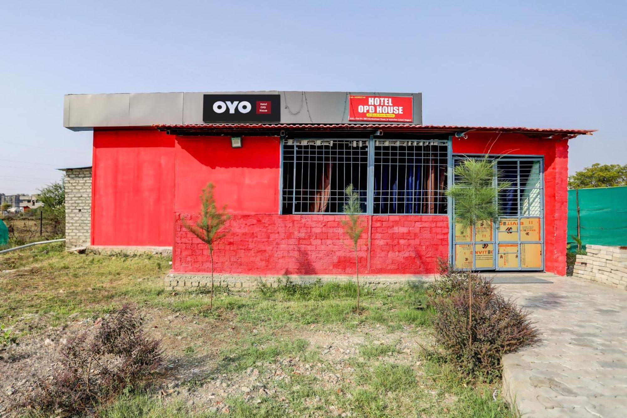 Hotel O Opd House Nagpur