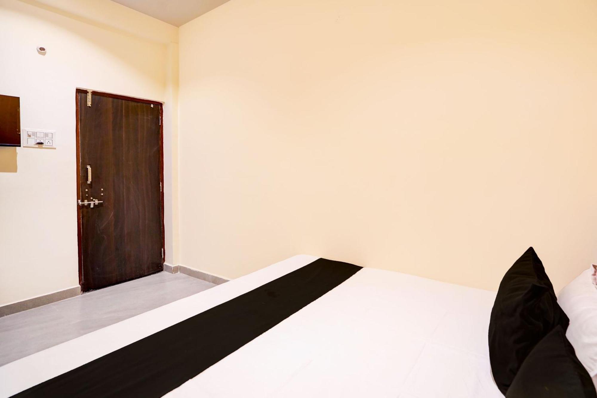 O S S Hotel Nagpur