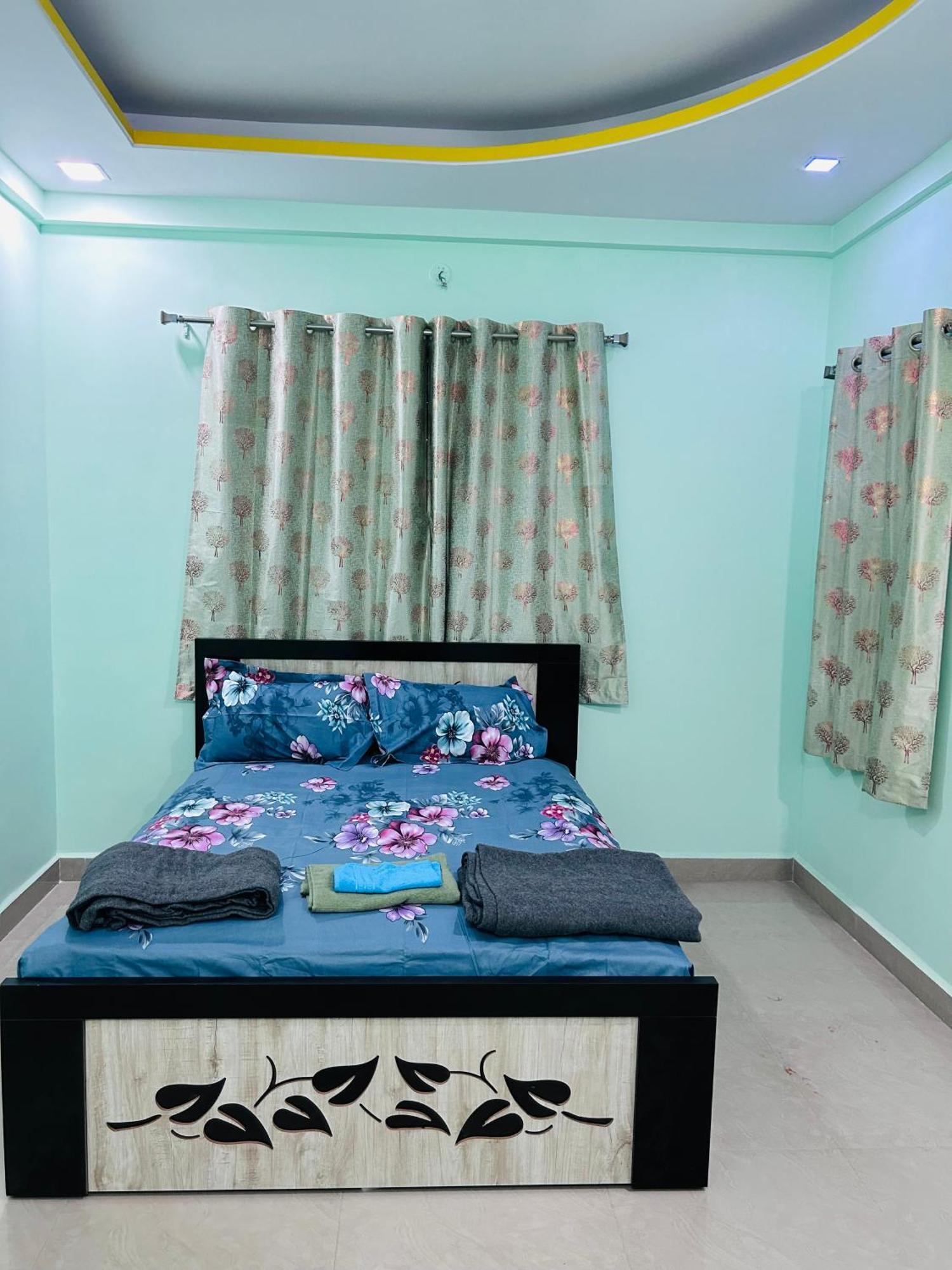 Self Check In 3bhk House * Nagpur