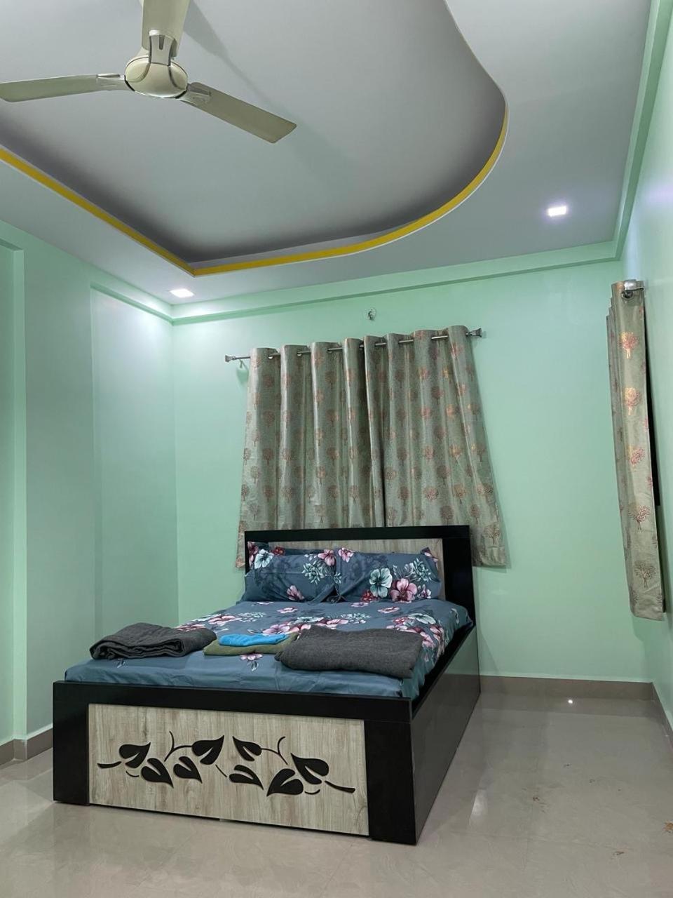 Self Check In 3bhk House