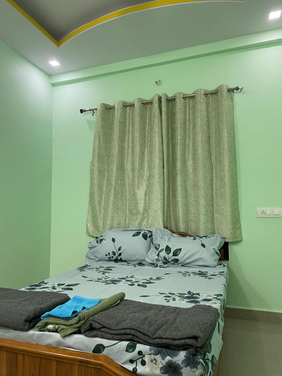 Self Check In 3bhk House Holiday home