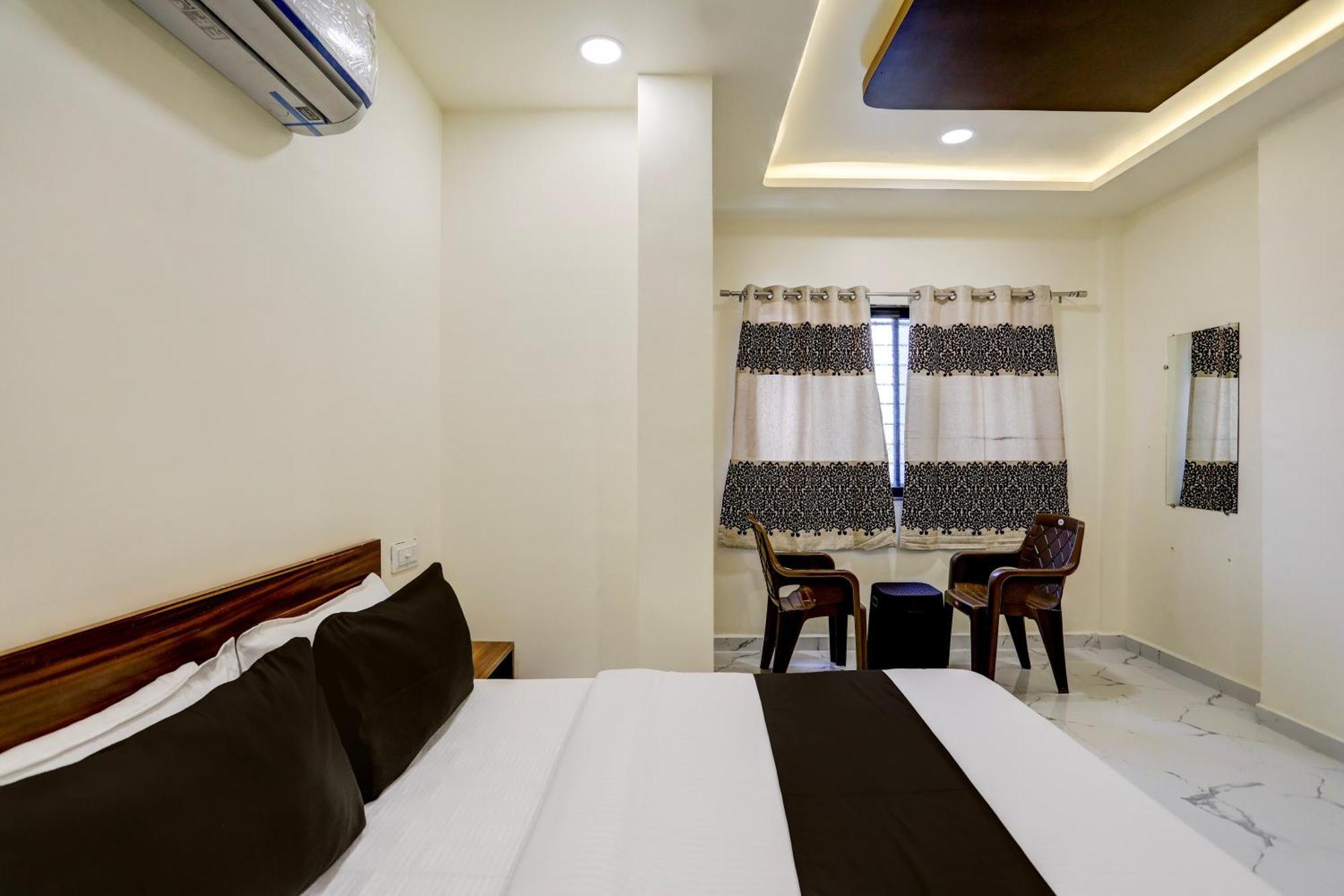 Hotel O Highway Blues