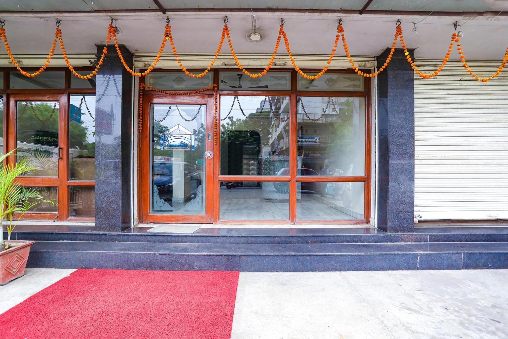 Hotel Fabhotel Arjun - Nr Aga Kha Palace *