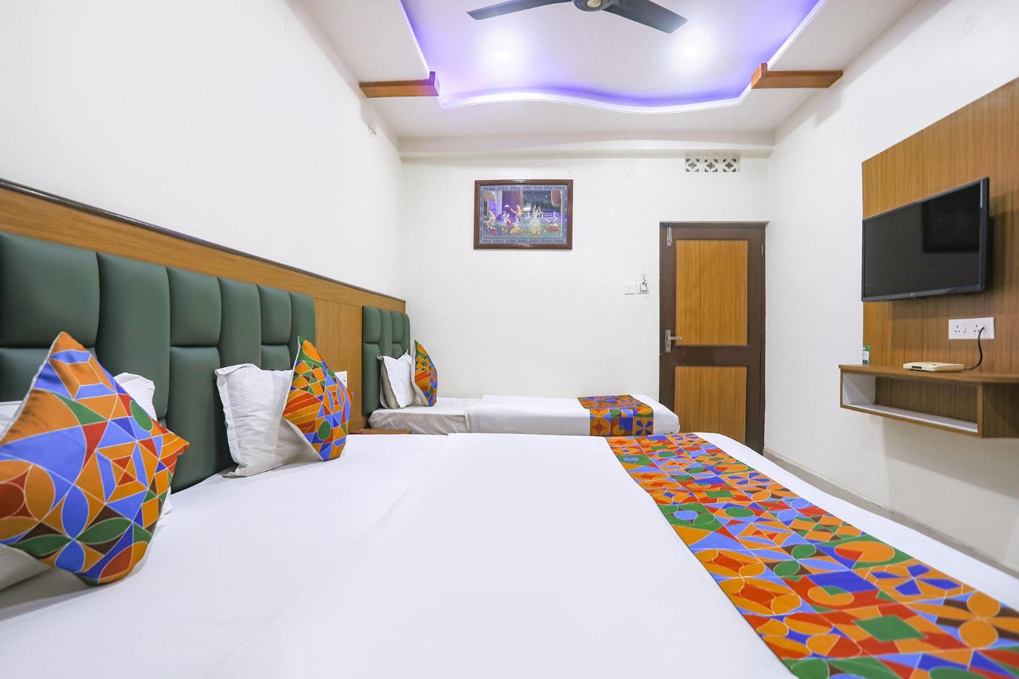 Hotel Fabhotel Arjun - Nr Aga Kha Palace Nagpur