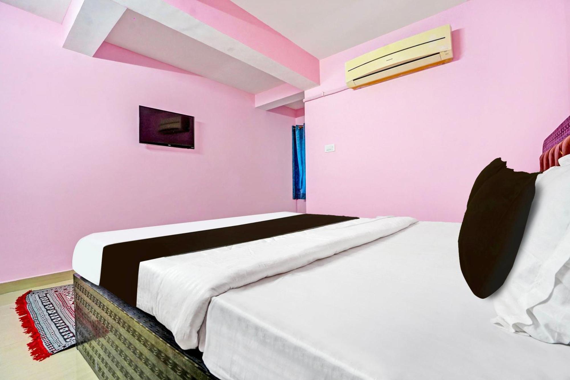 Hotel O Trinetra Nagpur