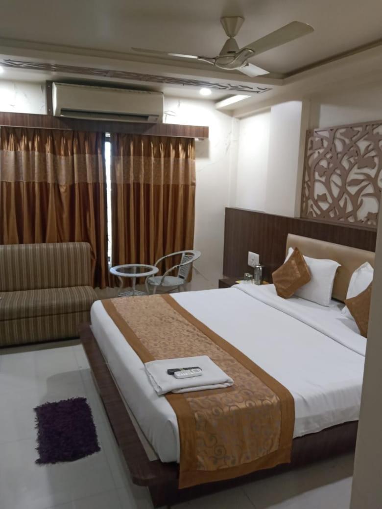 Asian Inn,