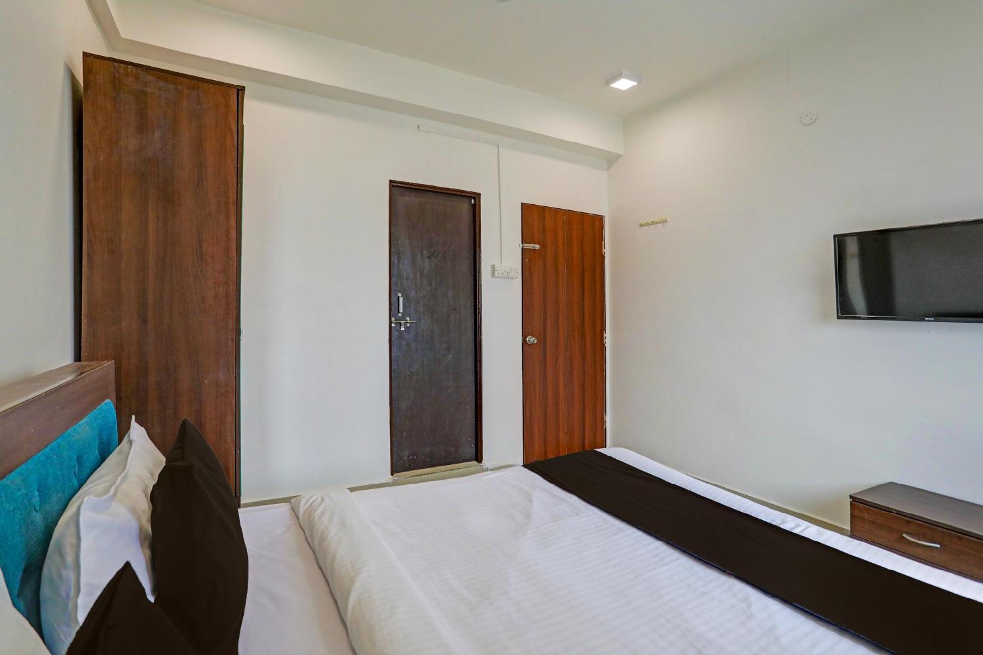 O Yuva Hotel *