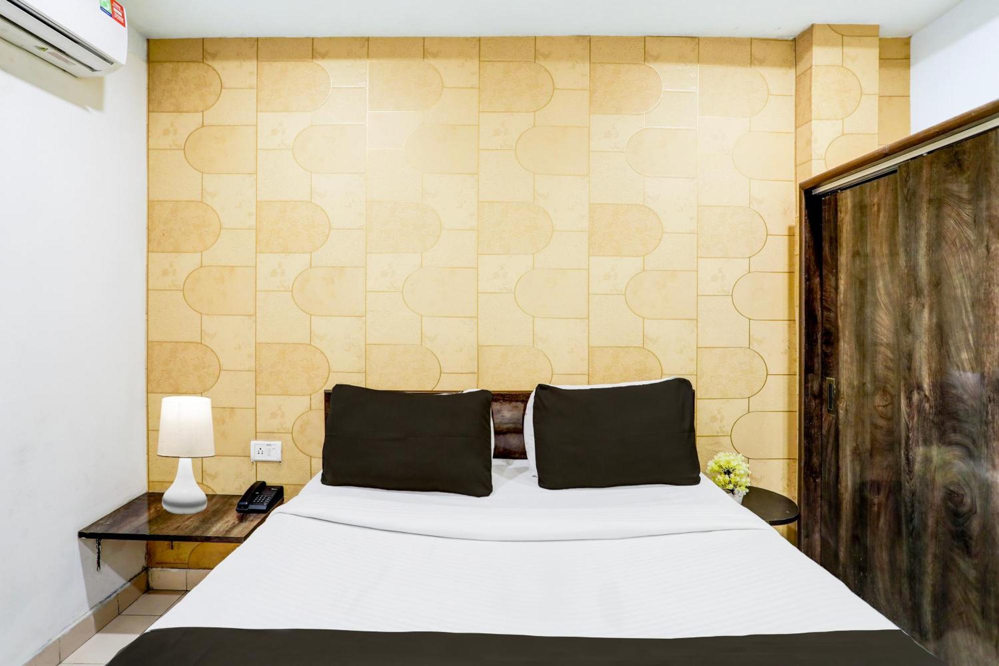 Super Collection O Hingna Road Hotel 4*