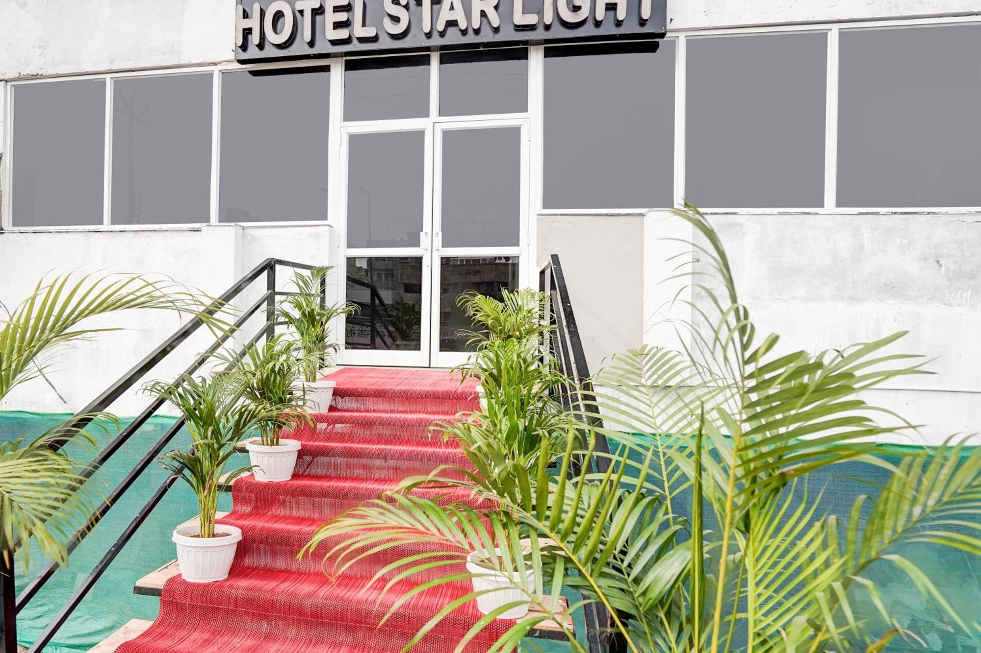 O Star Light 3* Nagpur