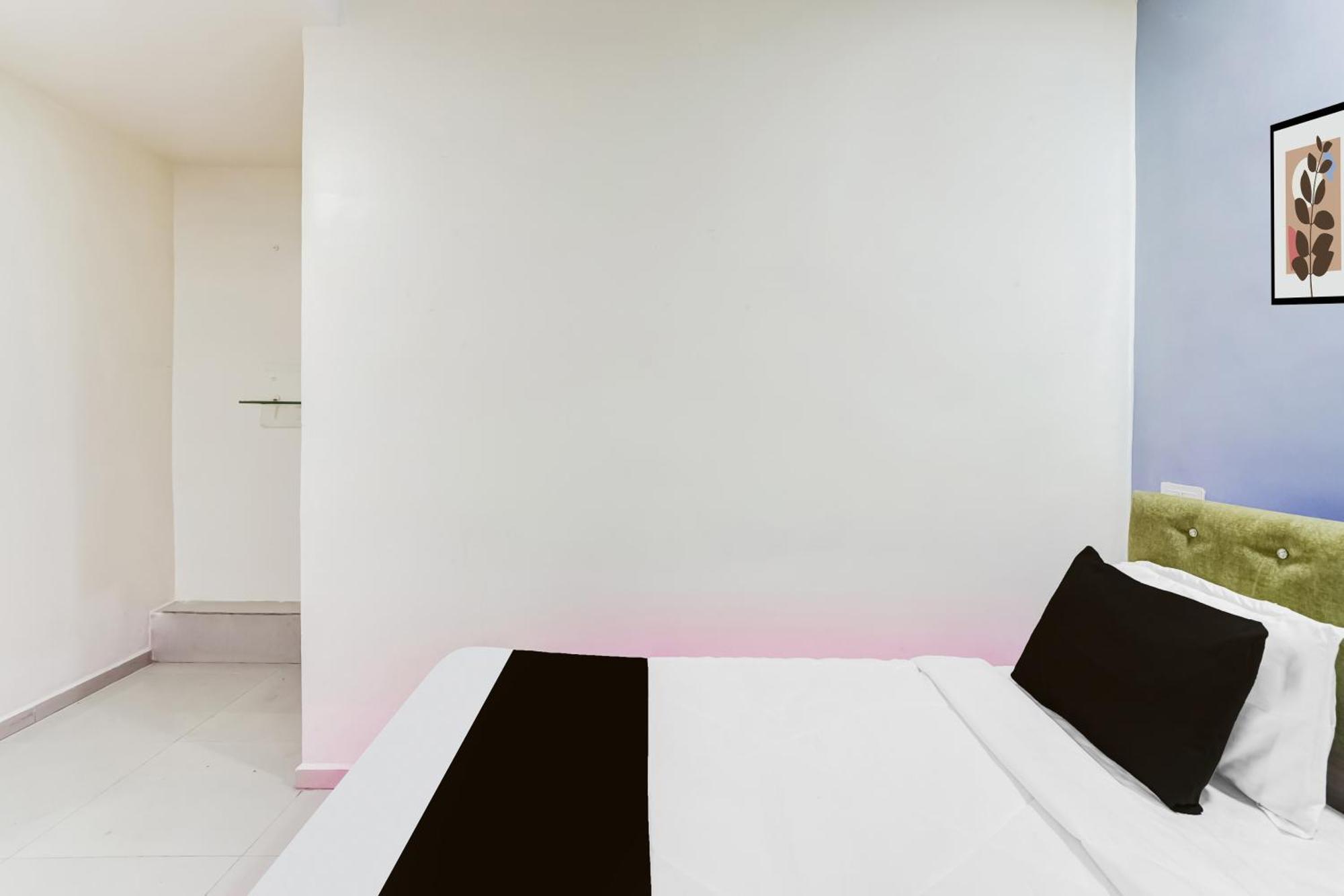 O R C Continental Hotel 3*