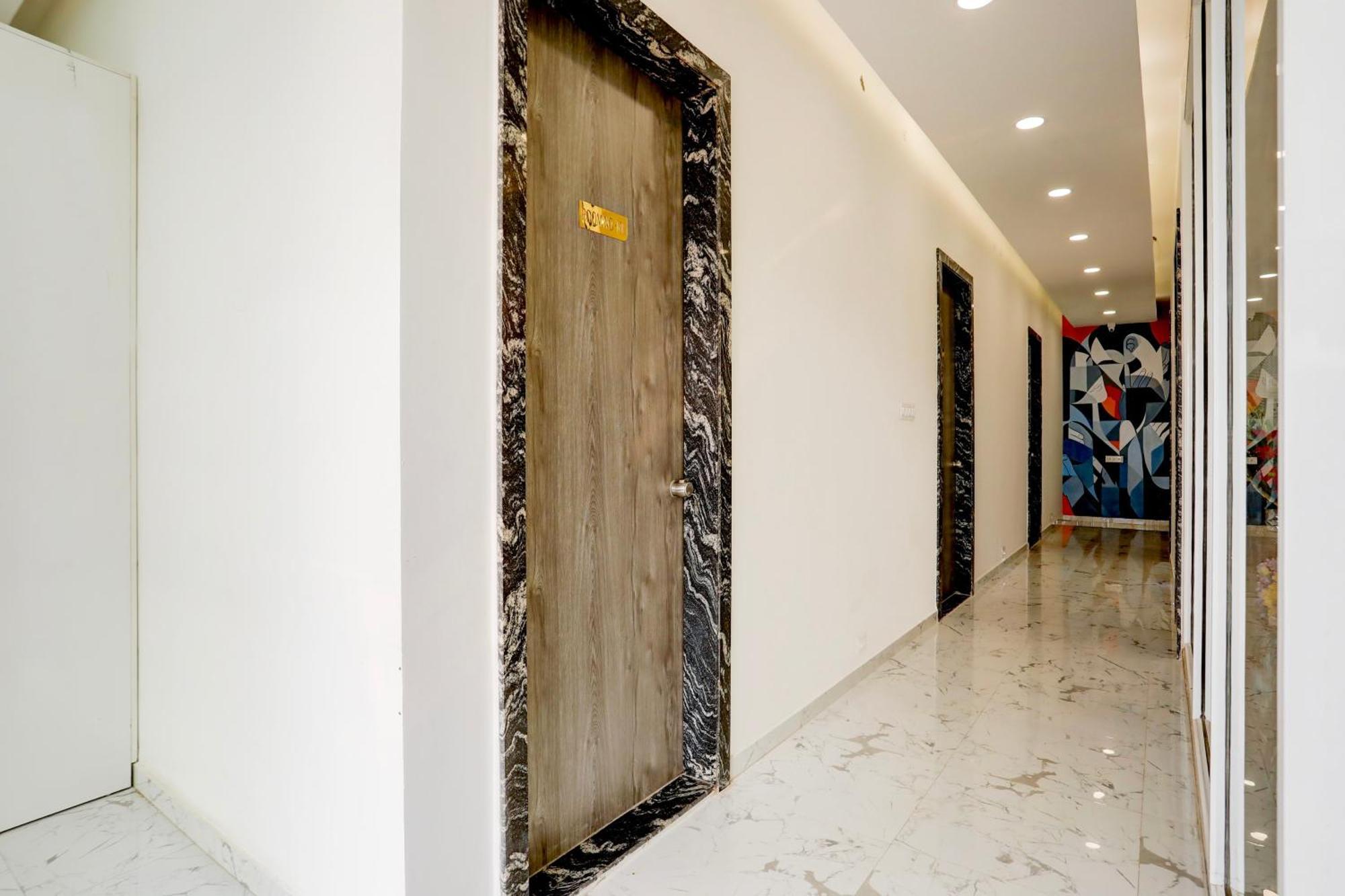 Hotel O Nabh And