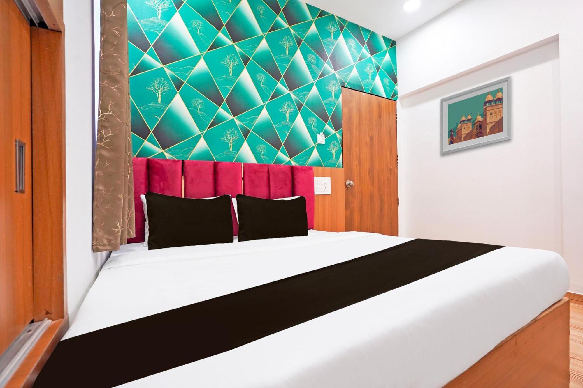 O Sunshine Hotel 4*
