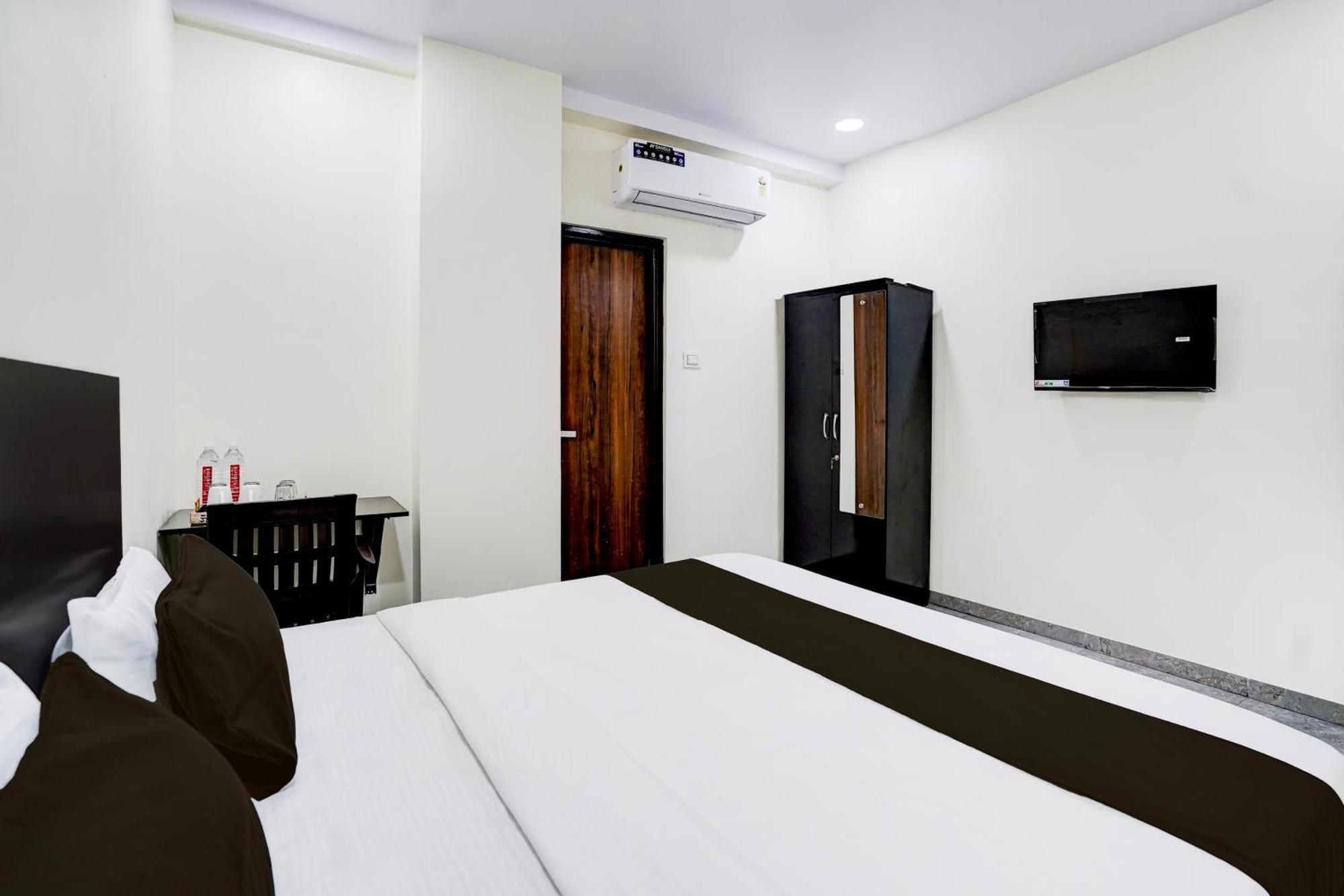 O Star Light 3* Nagpur