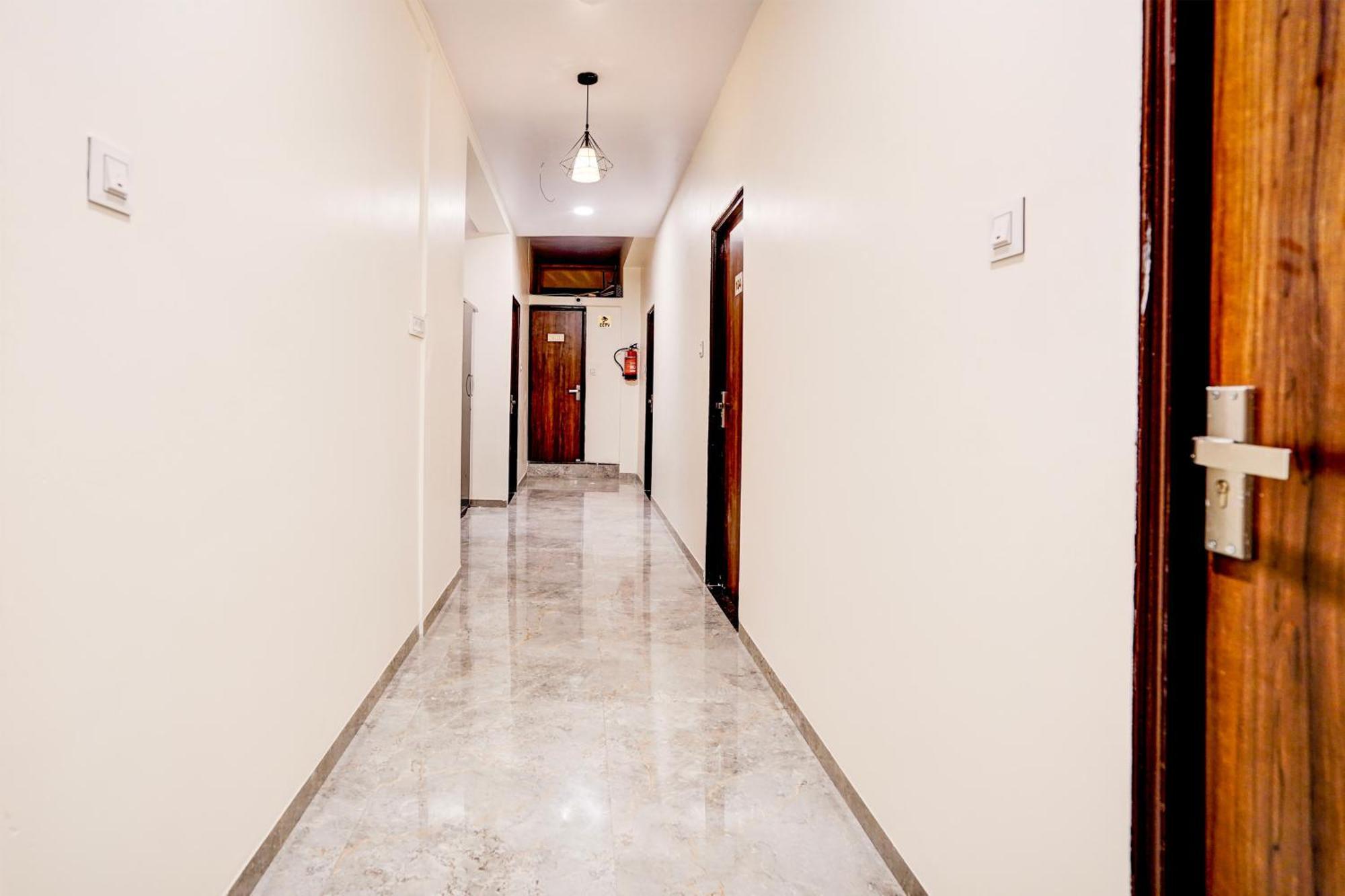 O Star Light Hotel Nagpur