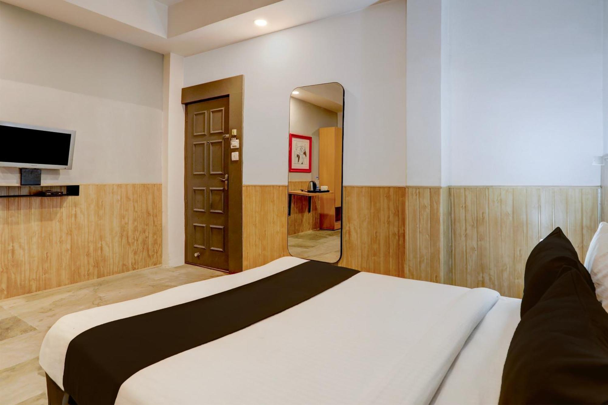 Super Townhouse Kalmana Hotel Nagpur