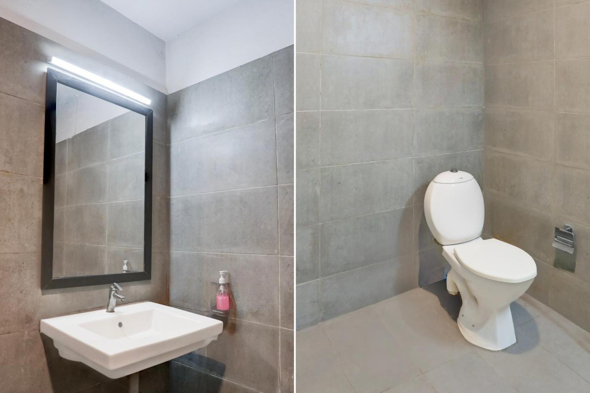 Super Townhouse Kalmana Hotel