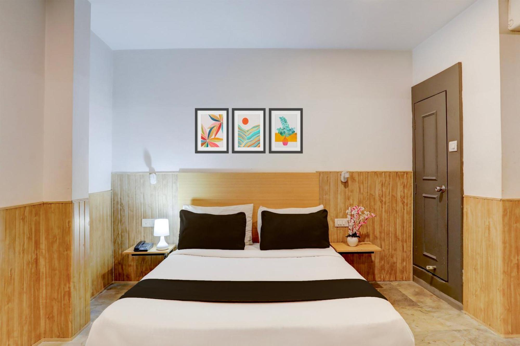 Hotel Super Townhouse Kalmana Nagpur