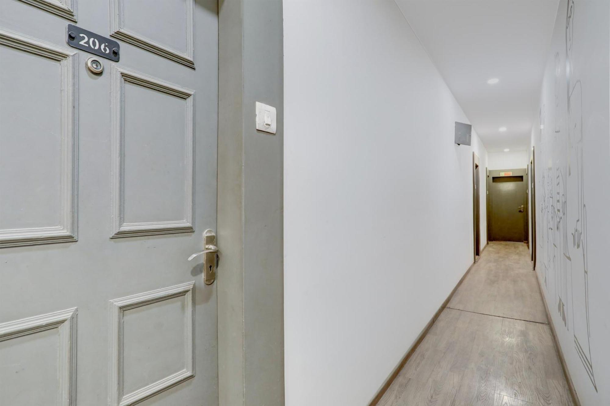 Hotel Super Townhouse Kalmana