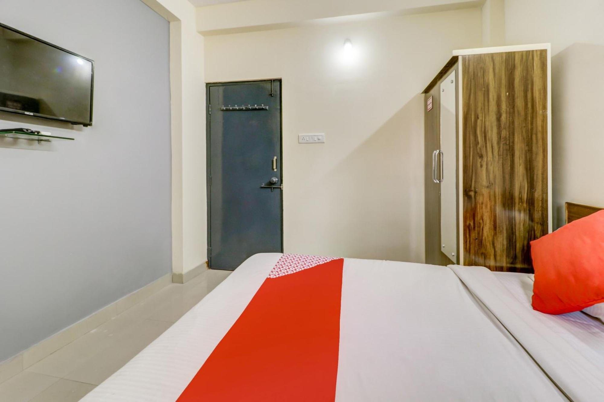 O The Crown Hotel 3*