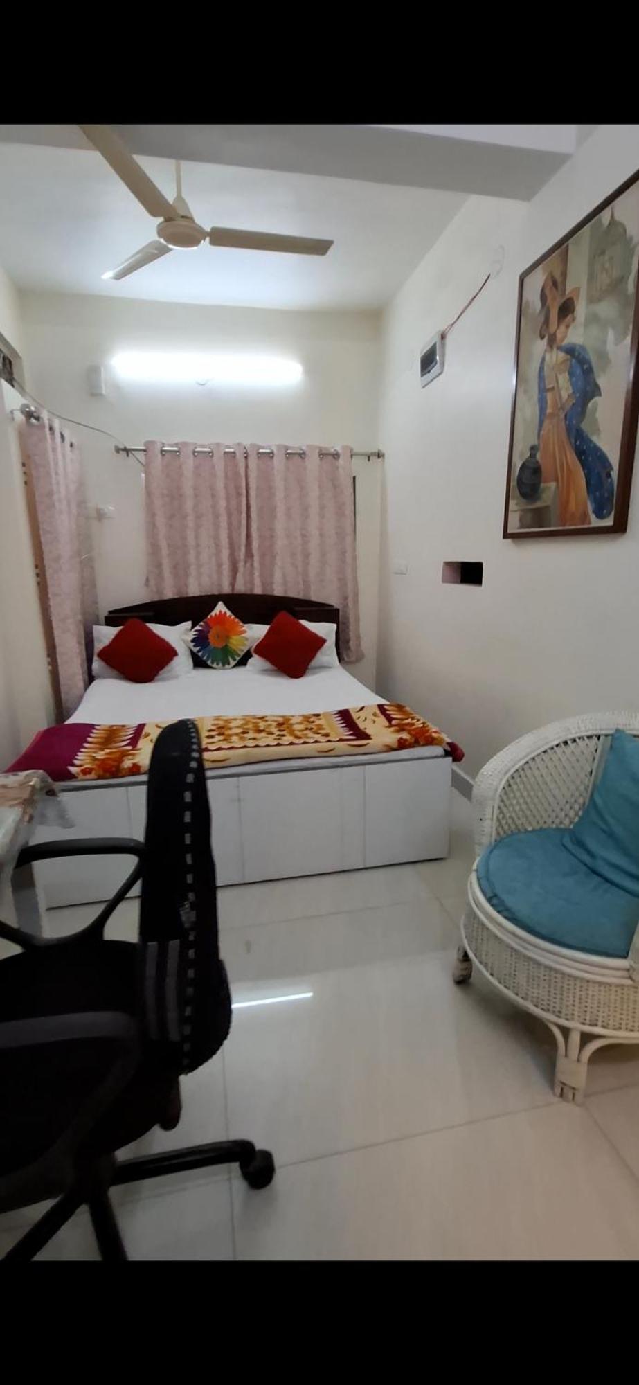 2bhk Chandra Jyoti Nit Garden