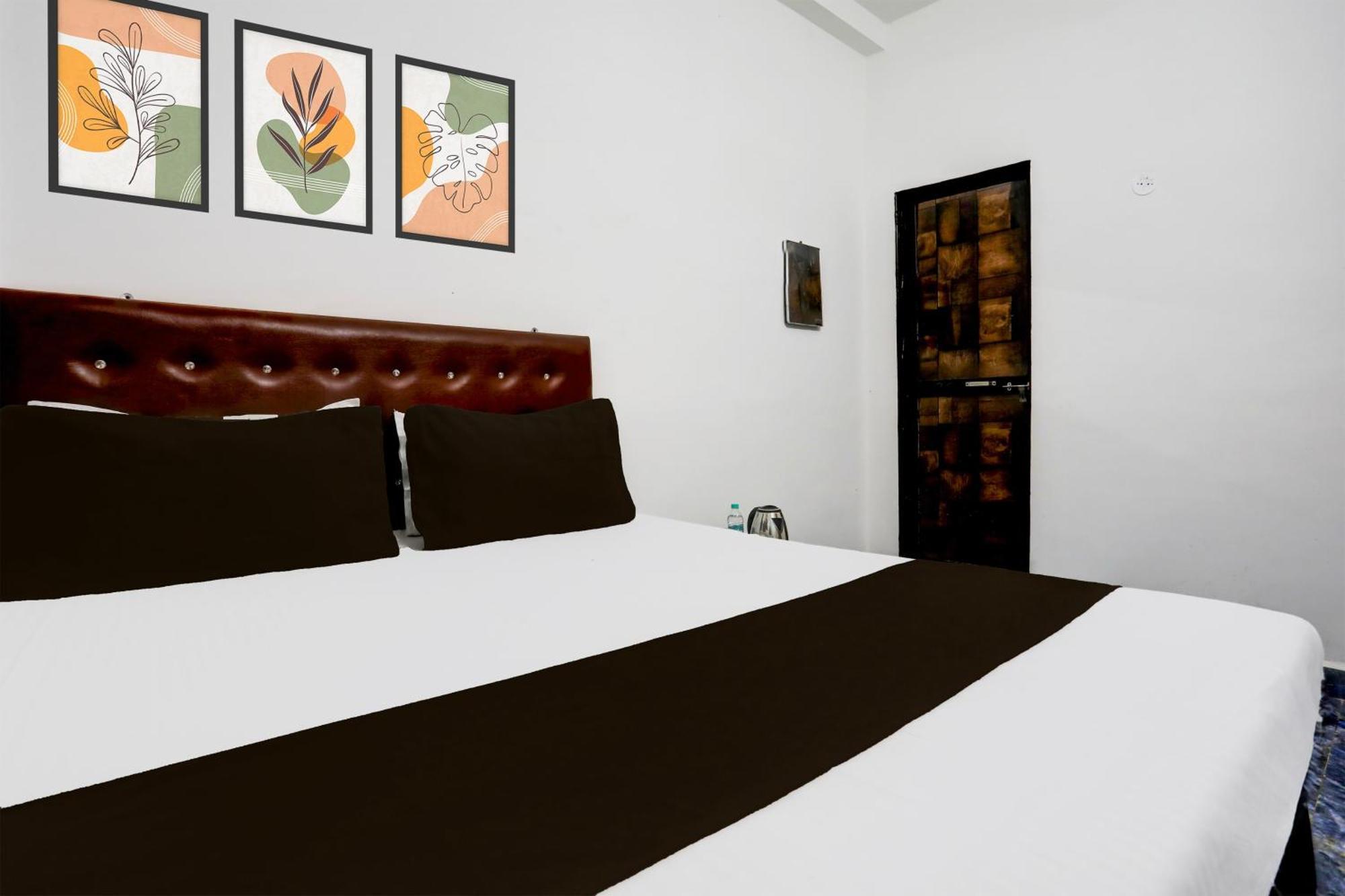 O Basera Hotel 3*
