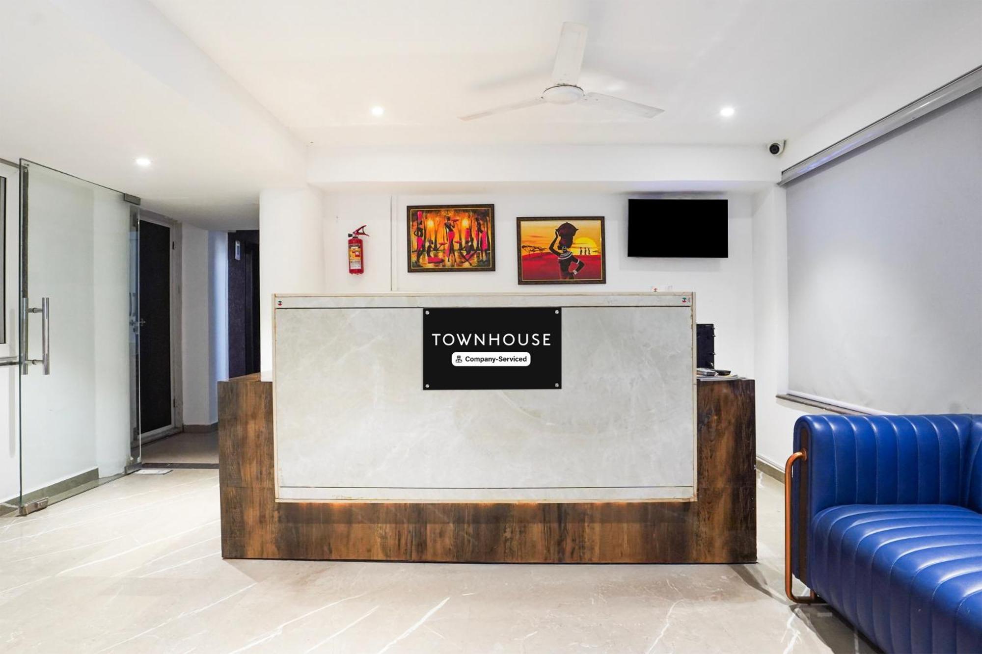 Super Townhouse Bazar Road Ramdaspeth