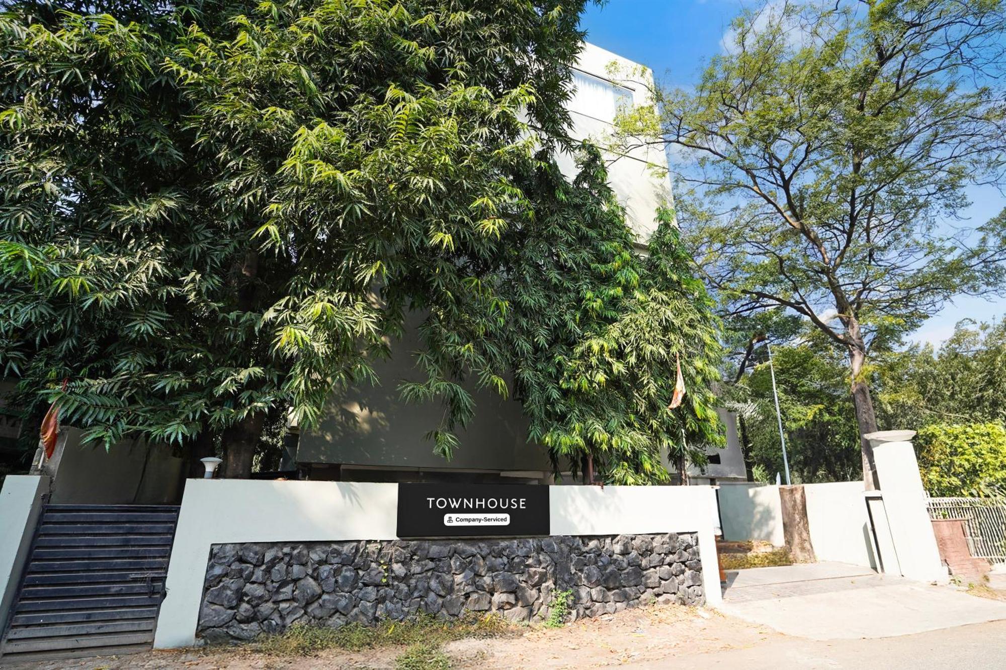 Hotel Super Townhouse Bazar Road Ramdaspeth 3*
