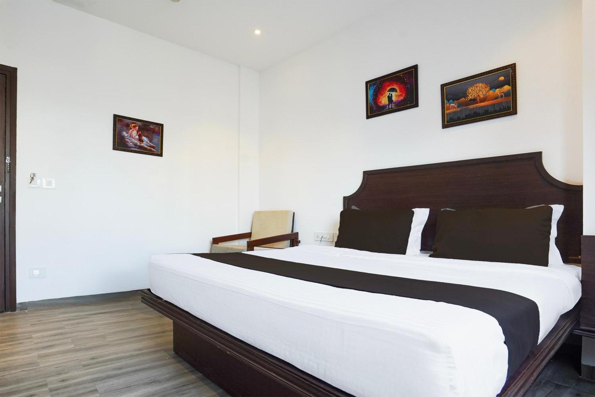 Super Townhouse Bazar Road Ramdaspeth Hotel 3*
