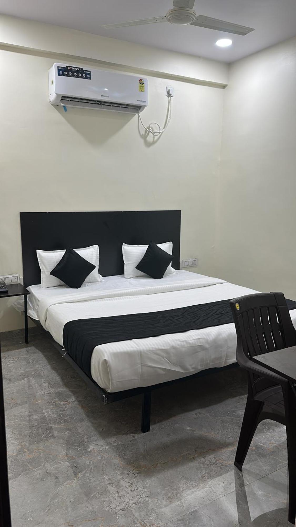 Star Light Hotel