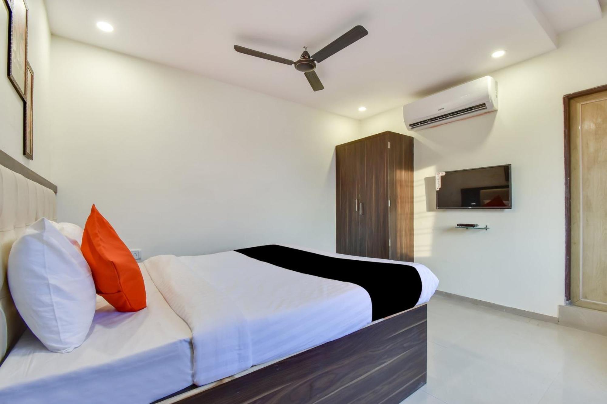 O View Hotel 3*