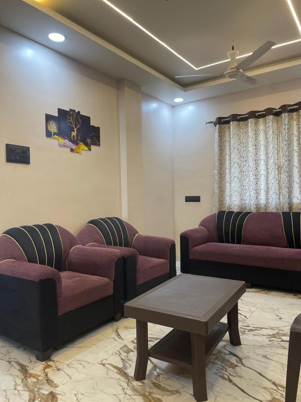 Apartment Spacious 1bhk With Kitchen & Parking *