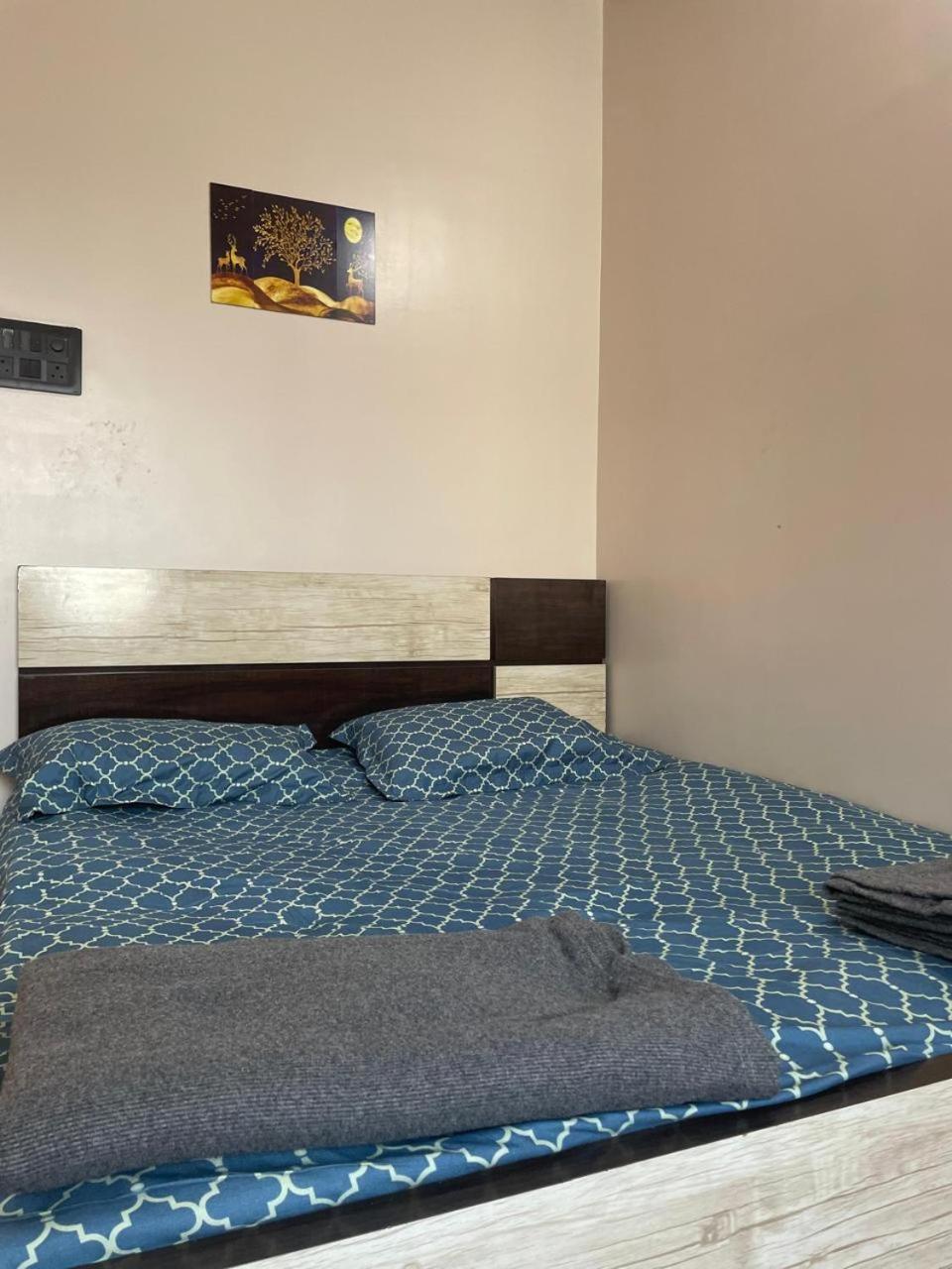 Spacious 1bhk With Kitchen & Parking Apartment *