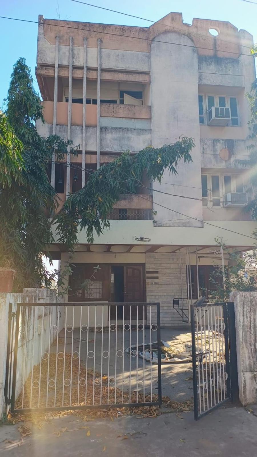Hotel Jk 149 Thakur Galaxy 3*