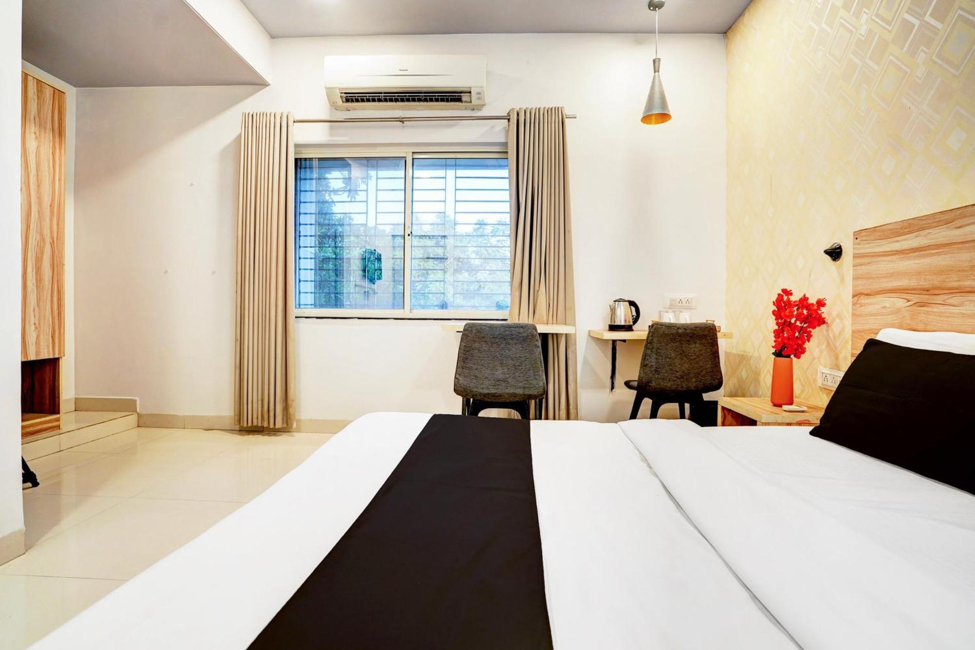 Super O Katol Road Friends Colony 3*