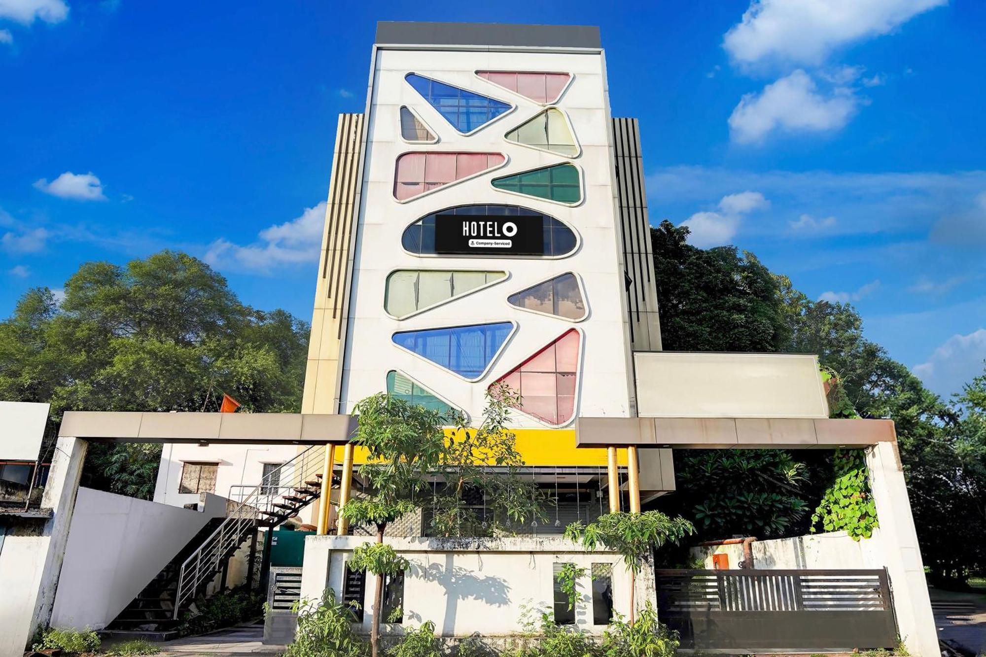 Hotel Super O Katol Road Friends Colony